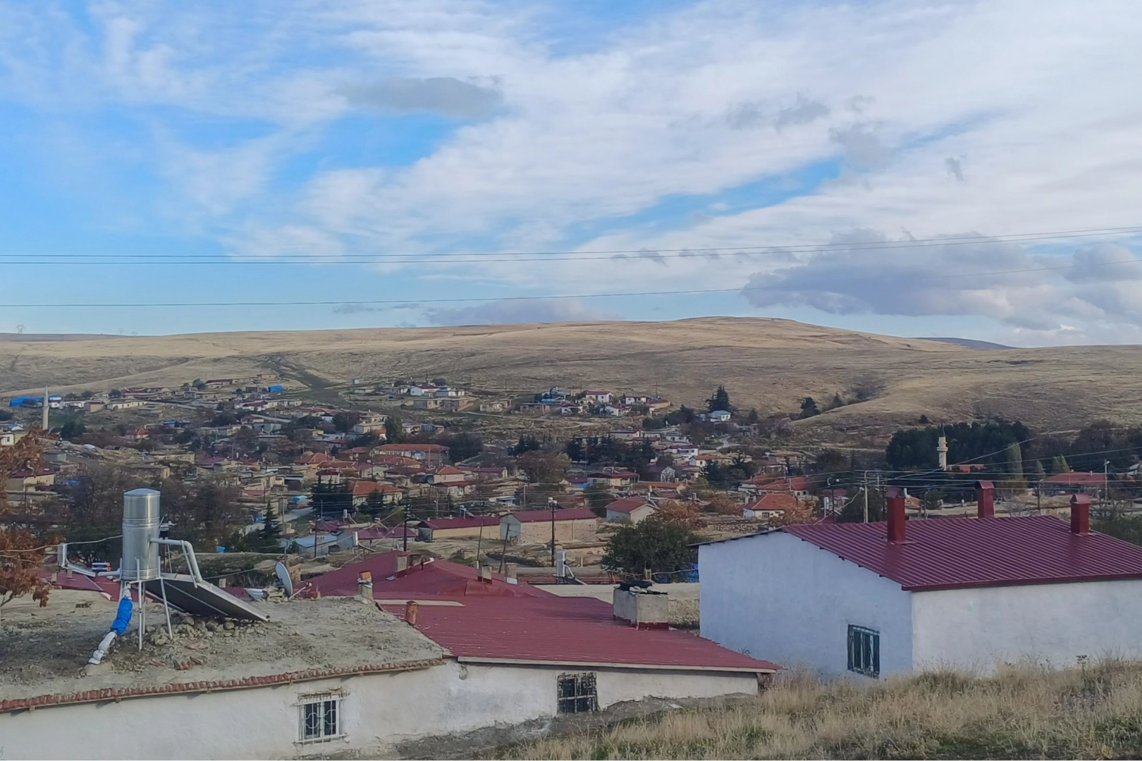 Afyonkarahisar'da su çilesi: Çamaşırlarını leğende yıkıyorlar