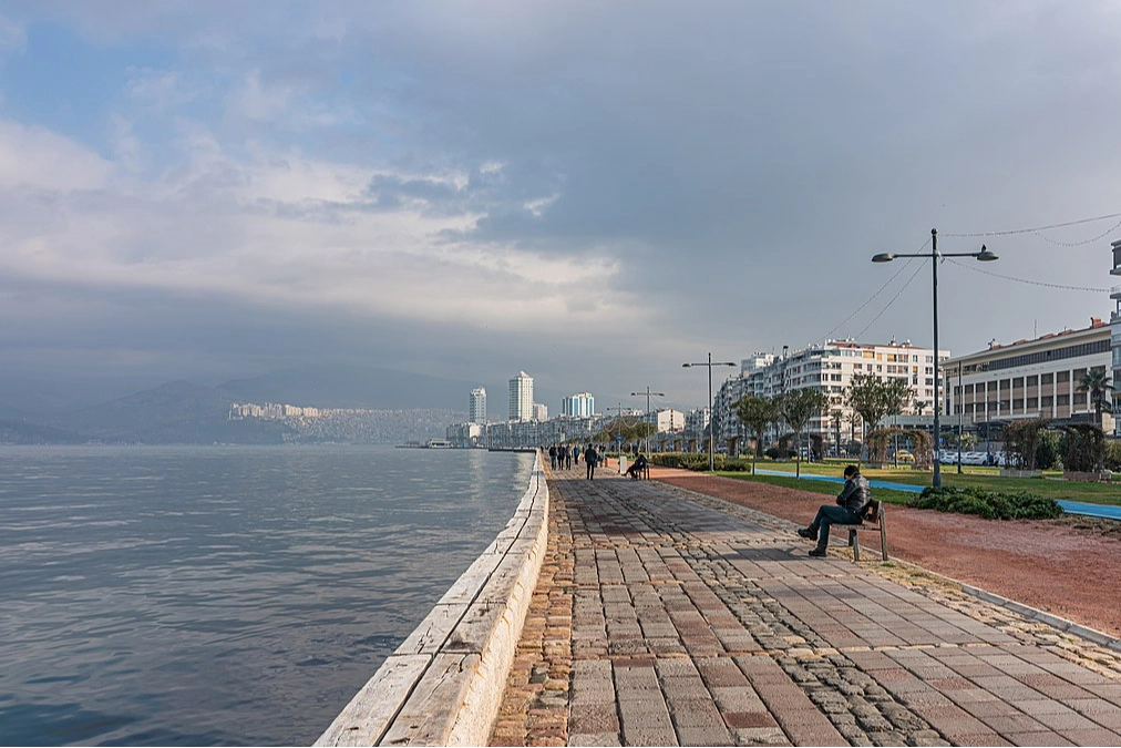 İzmir'de bugün hava nasıl olacak? İşte saatlik hava durumu 22.12.2023