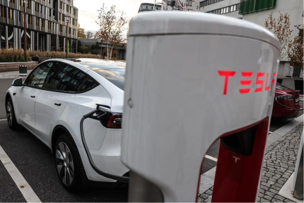 Tesla binlerce aracını geri çağıracak