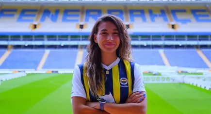 Fenerbahçe kadın futbol takımına transfer olan Ece Türkoğlu kimdir? Ece Türkoğlu hangi takımlarda oynadı? haberinin görseli