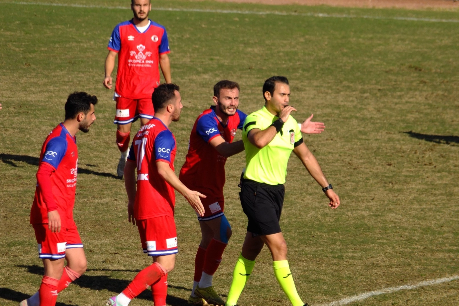 Fethiyespor, Erzincanspor'a yenildi  haberinin görseli