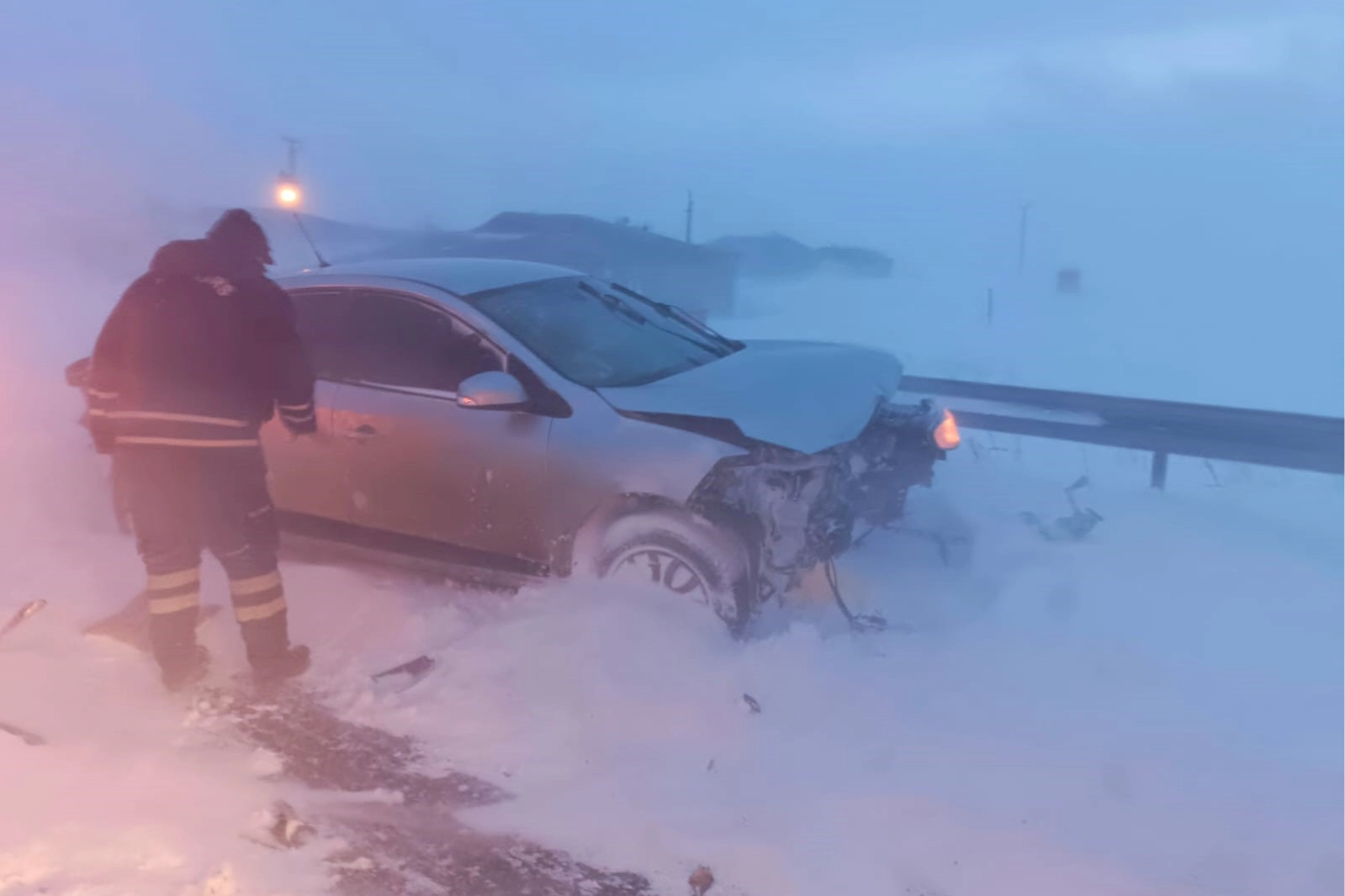 Kars’ta trafik kazası: Ölü ve yaralılar var haberinin görseli