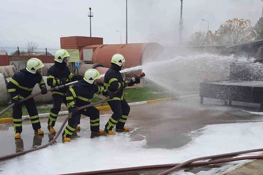 Kocaeli İtfaiyesi hayat kurtaran eğitimler veriyor