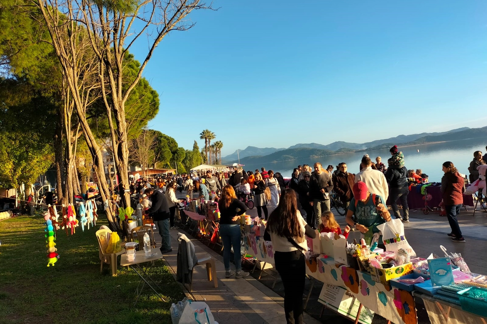 Muğla’da ikinci el pazarına yoğun ilgi haberinin görseli
