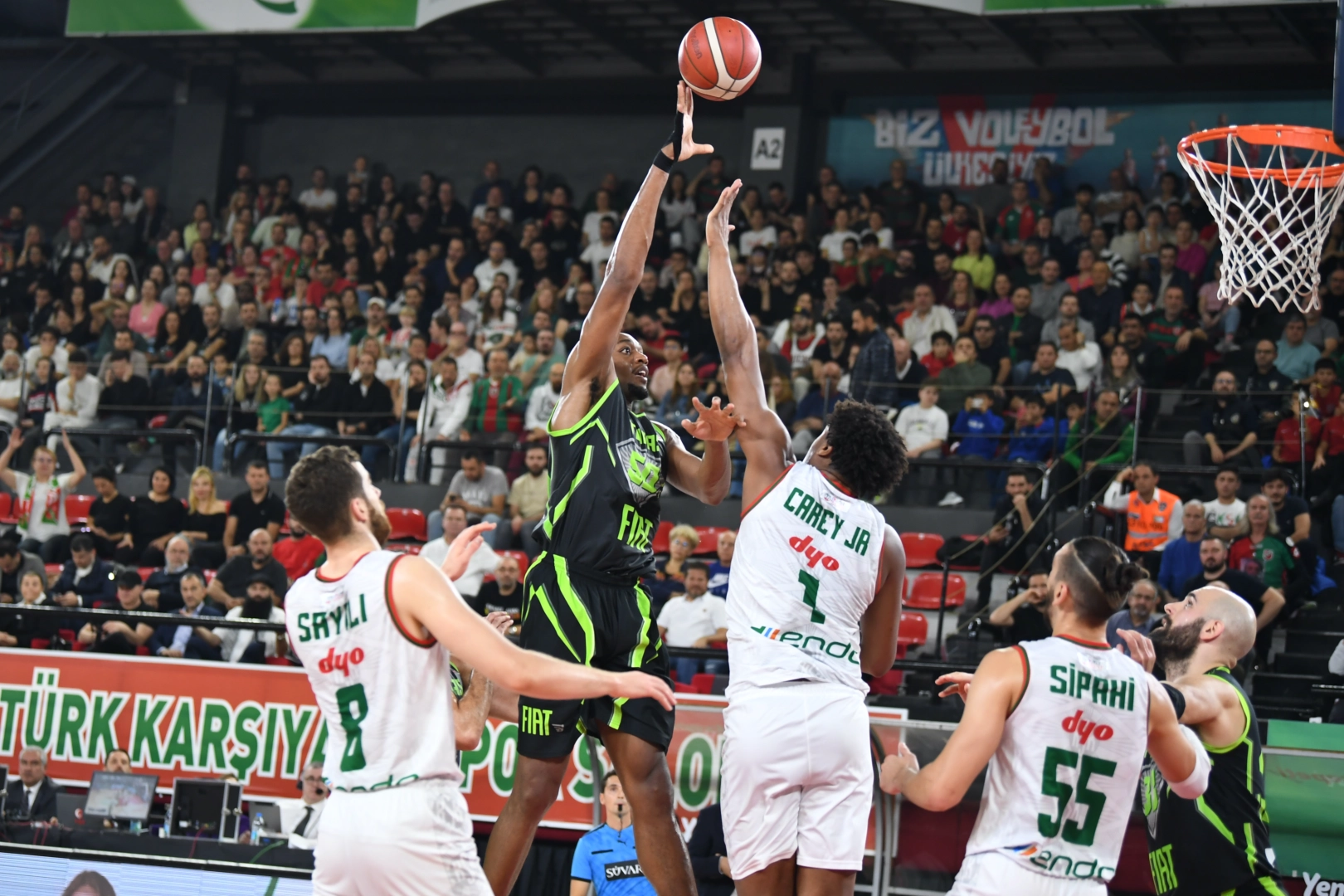 Pınar Karşıyaka Hilliard ile TOFAŞ’ı rahat geçti: Pınar Karşıyaka - Tofaş: 98-71 haberinin görseli
