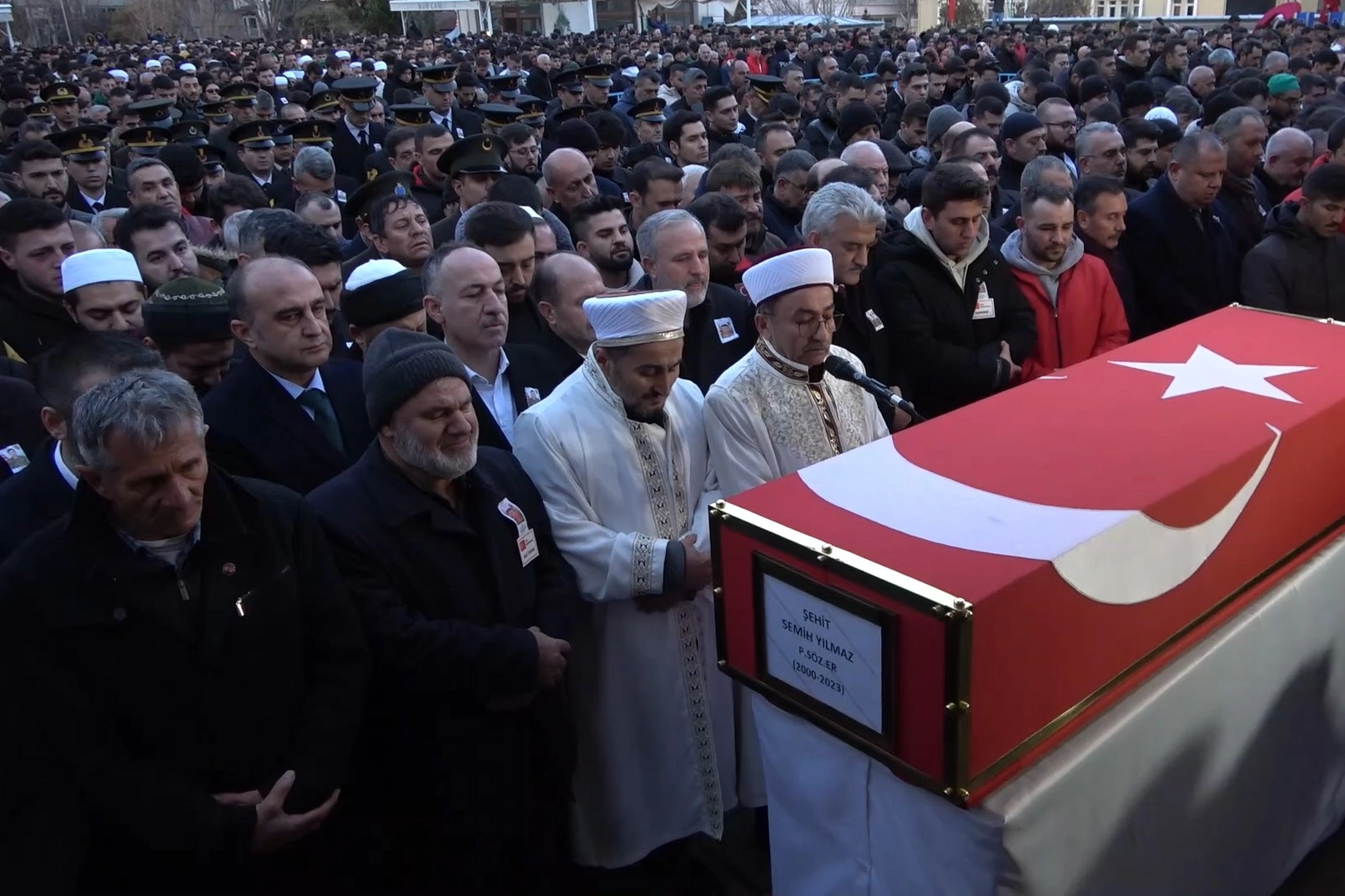 Şehit Piyade Sözleşmeli Er Semih Yılmaz'a acı veda haberinin görseli