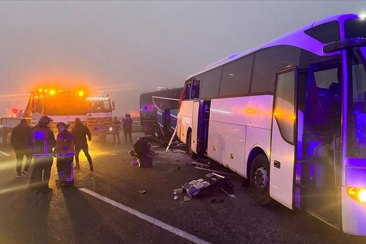 Kuzey Marmara Otoyolu'nda zincirleme kaza: 11 ölü, 57 yaralı