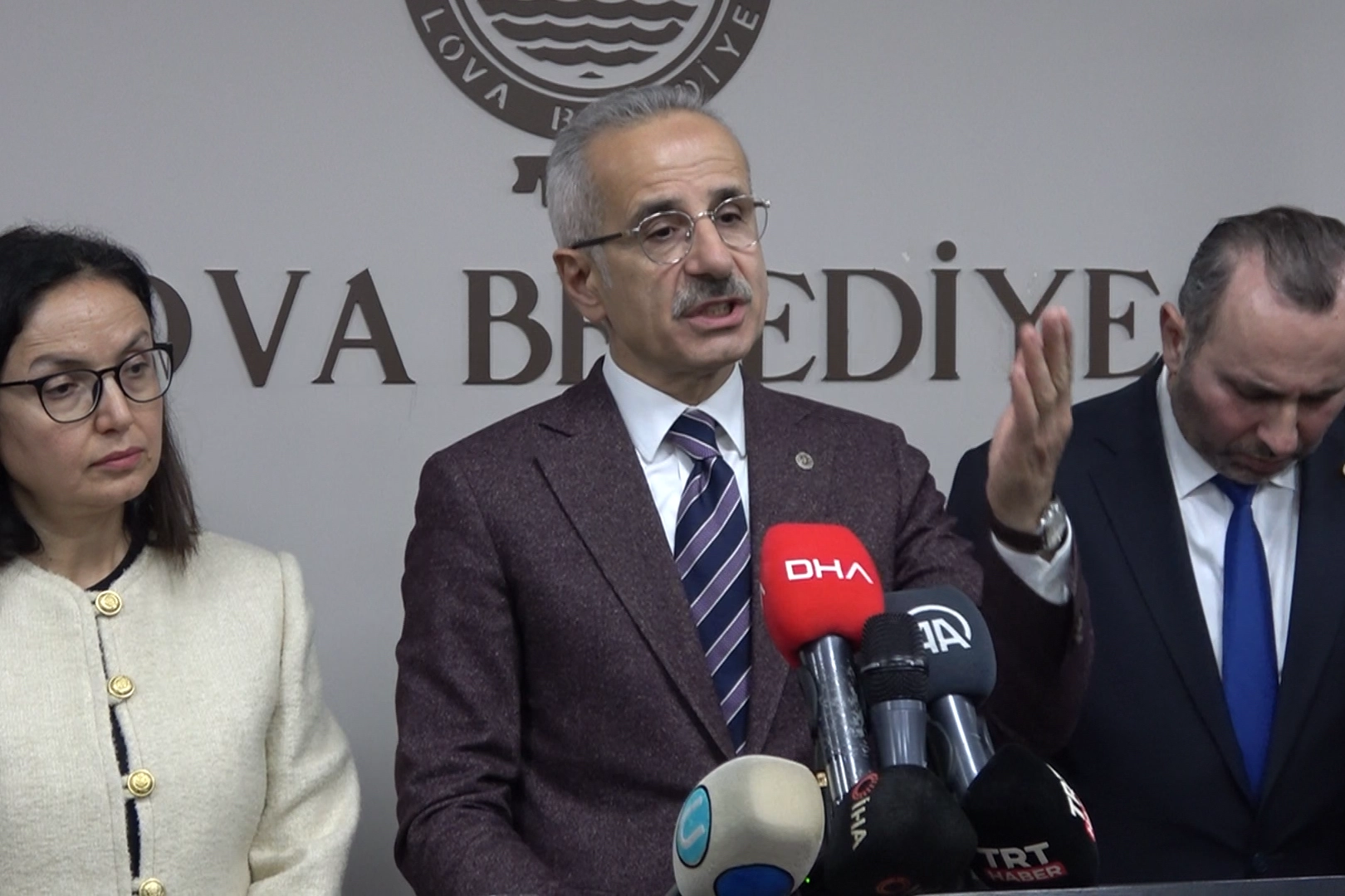 Bakan Uraloğlu: İstediğimiz hızda bitiremediğimiz bir projemiz var