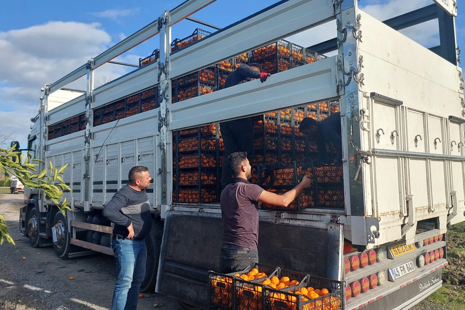 Seferihisar depremzedeleri unutmadı