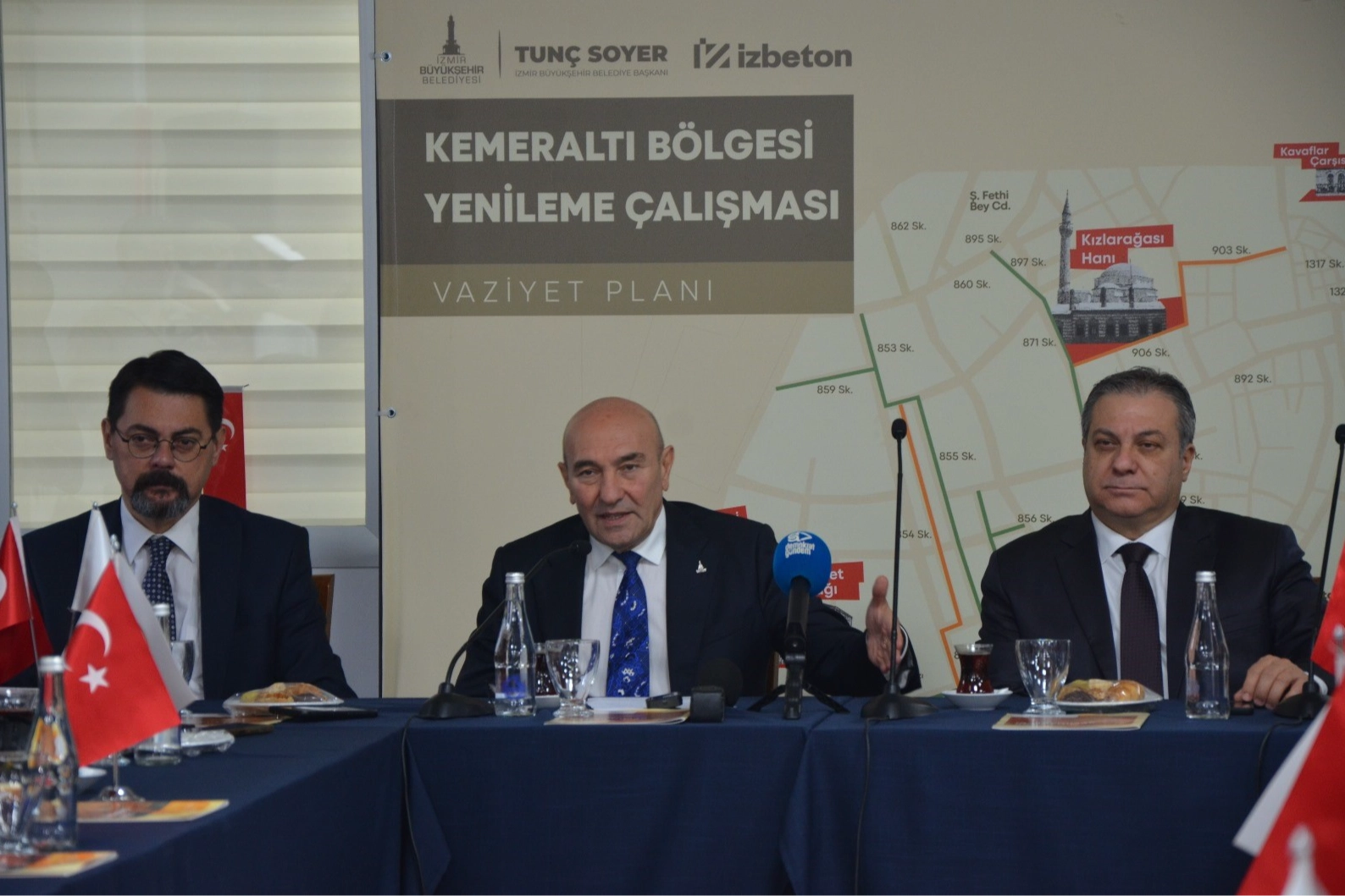 Tunç Soyer: Kemeraltı’nda büyük bir devrim yaşanıyor haberinin görseli
