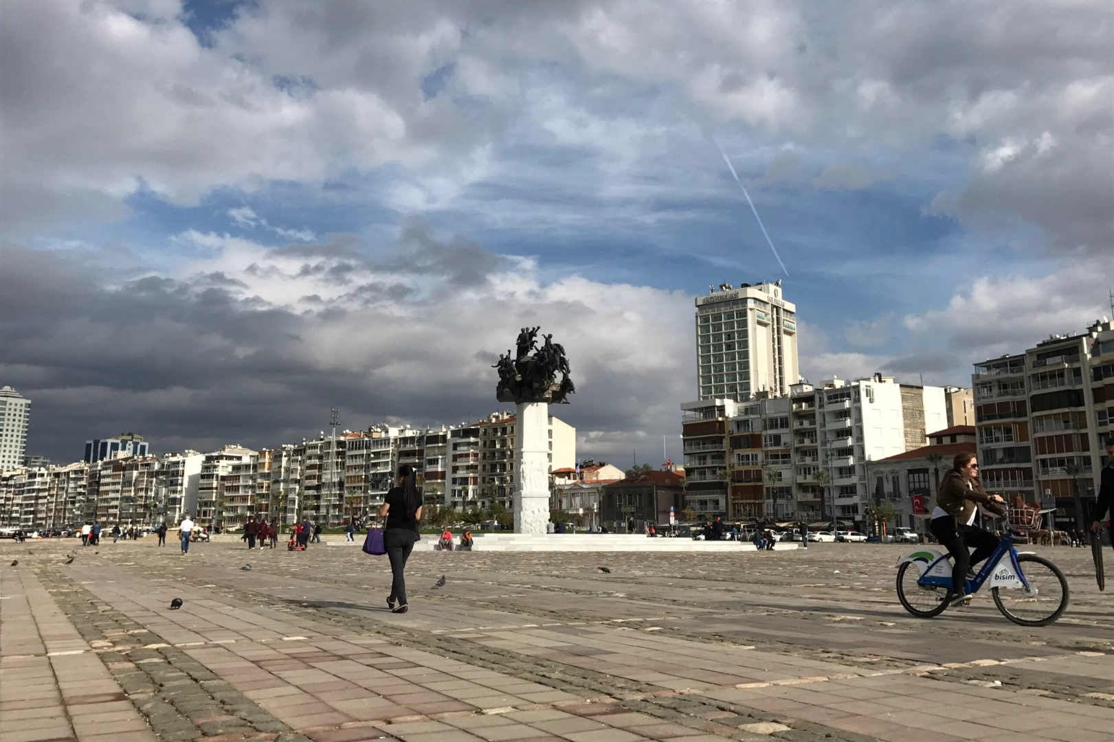 İzmir'de bugün hava nasıl olacak? İşte saatlik hava durumu 30.12.2023