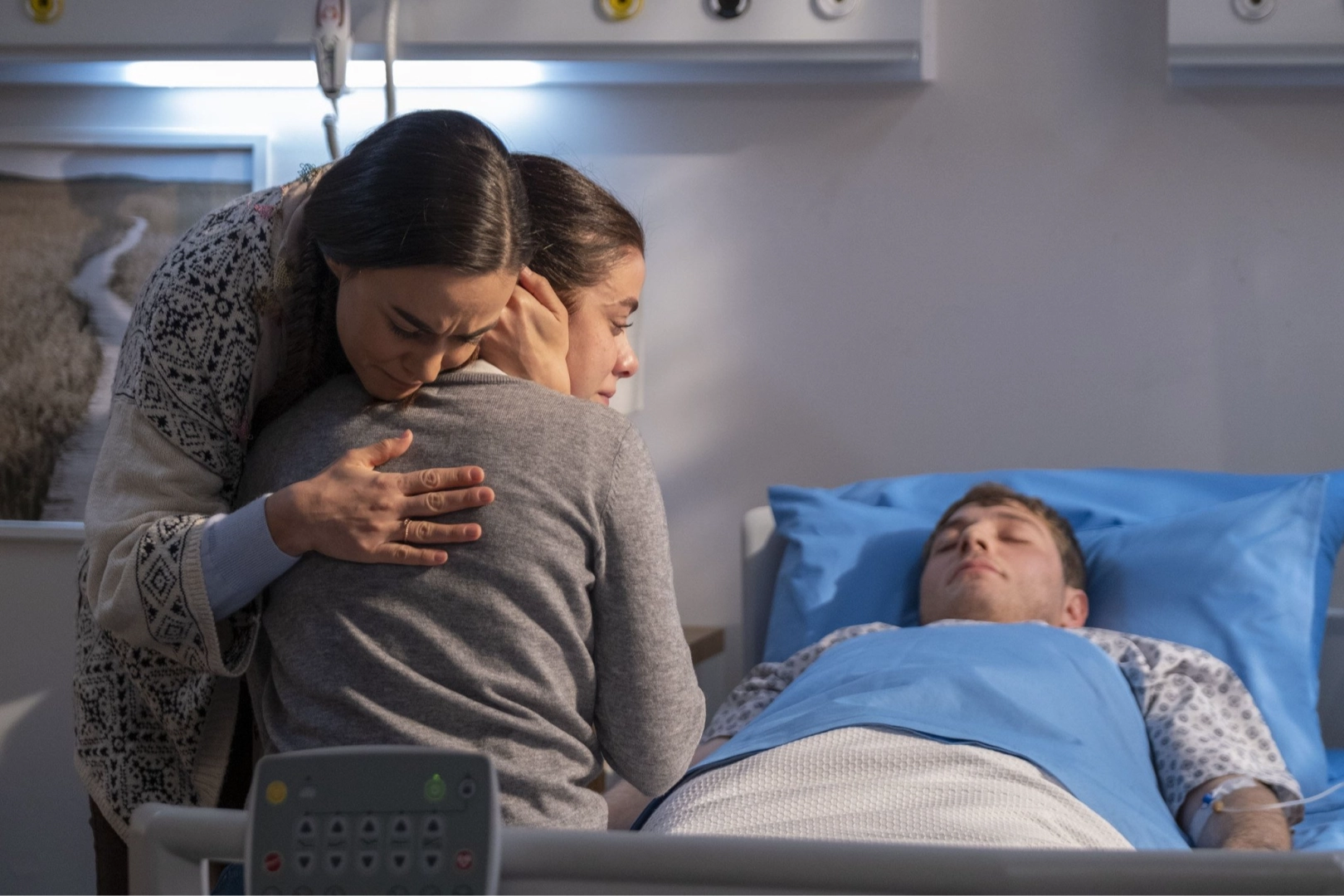 Ateş Kuşları 37. bölüm fragmanı izle! Ateş Kuşları yeni bölüm fragmanı ile gelecek hafta neler olacak? haberinin görseli