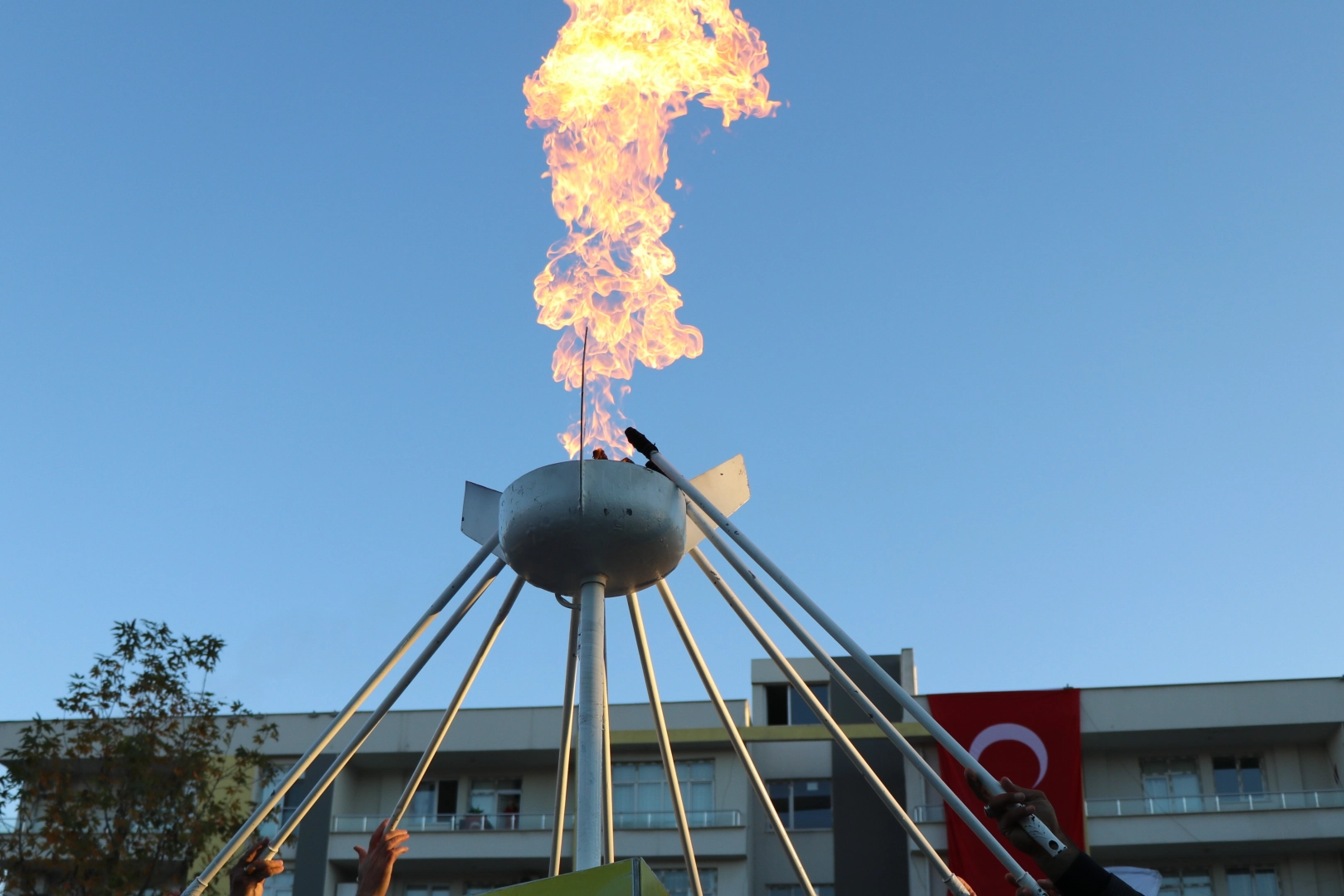 Şanlıurfa’da doğal gazın ilk meşalesi yakıldı