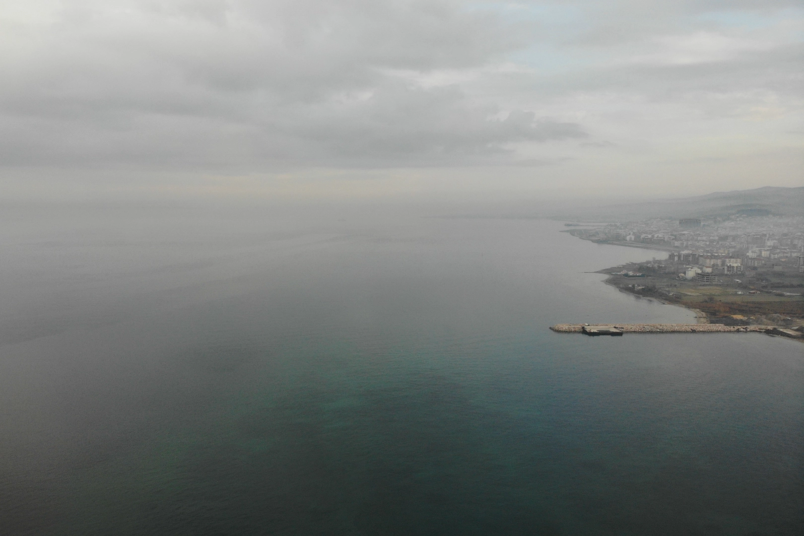 Çanakkale Boğazı tek yönlü gemi geçişlerine açıldı haberinin görseli