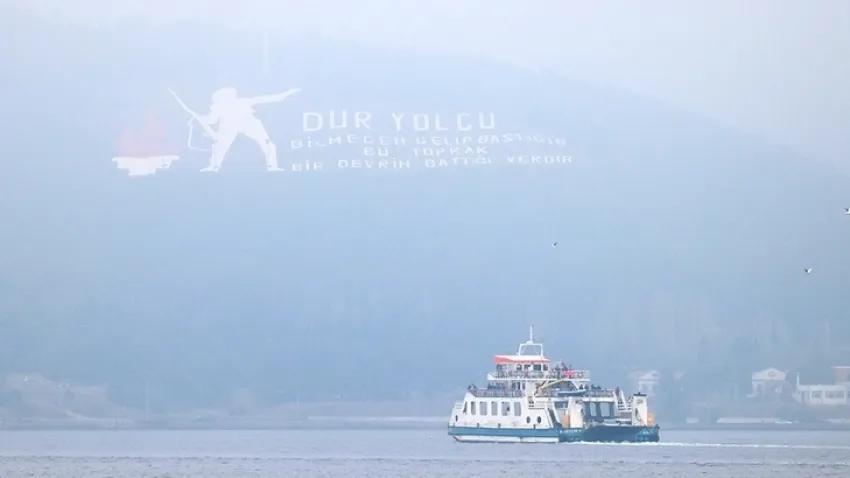Çanakkale Boğazı transit gemi geçişlerine kapatıldı haberinin görseli