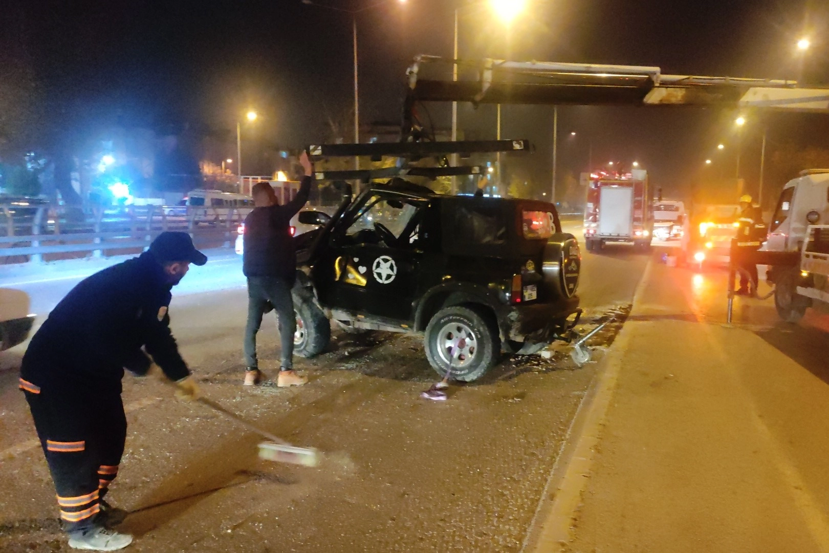 Denizli’de trafik kazası: Takla atan araçtan burnu bile kanamadan çıktı haberinin görseli