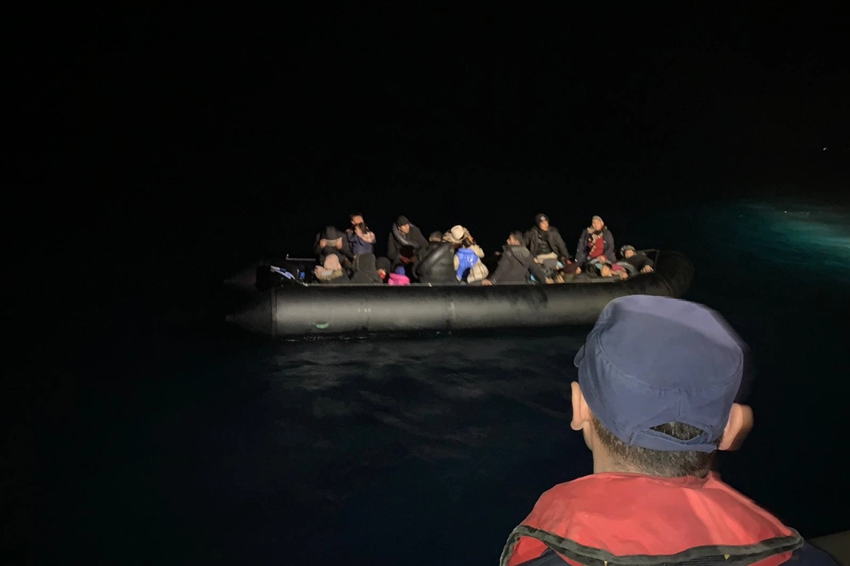 İzmir haber: 87 düzensiz göçmen yakalandı haberinin görseli
