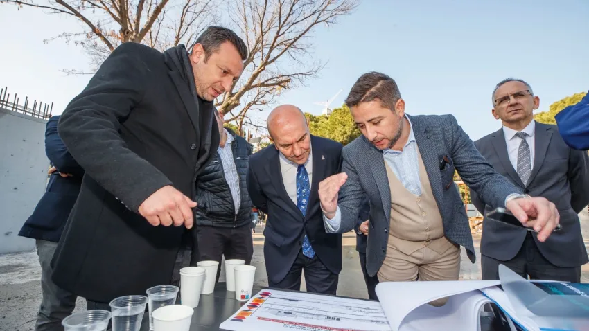 İzmir haber: Göl Gazinosu, Balmumu Heykel Müzesi olacak