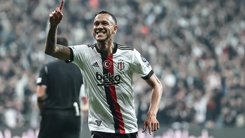 Josef de Souza Süper Lige geri döndü! İşte yeni takımı haberinin görseli
