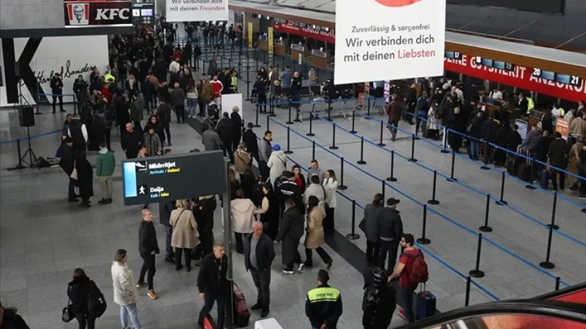 Kosovalılar Şengen Bölgesi'ne vizesiz seyahat etmeye başladı haberinin görseli