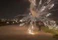 Yılbaşını kutlarken havai fişek elinde böyle patladı