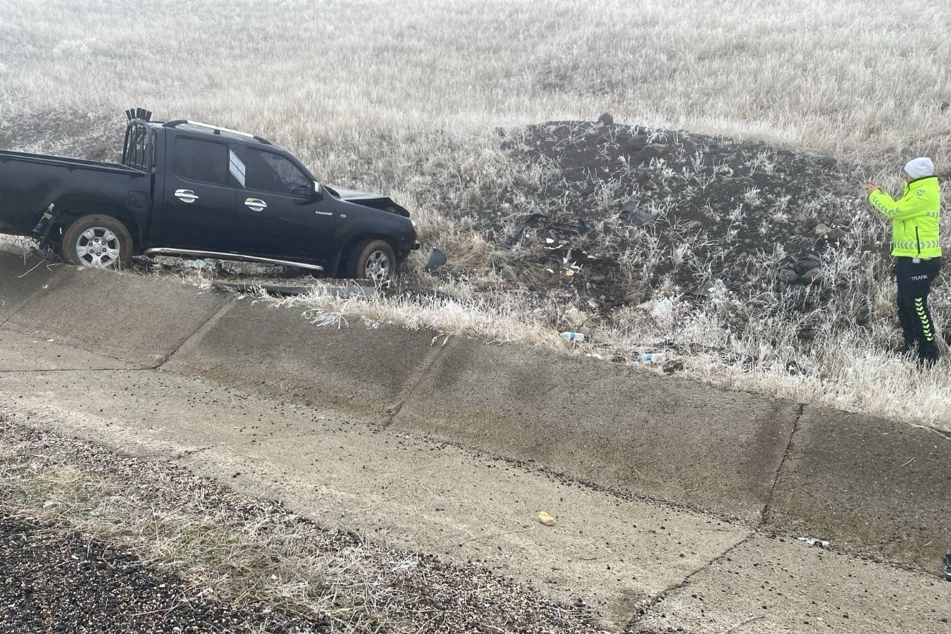 Elazığ'da buzlanma sebepli kaza: 2 yaralı