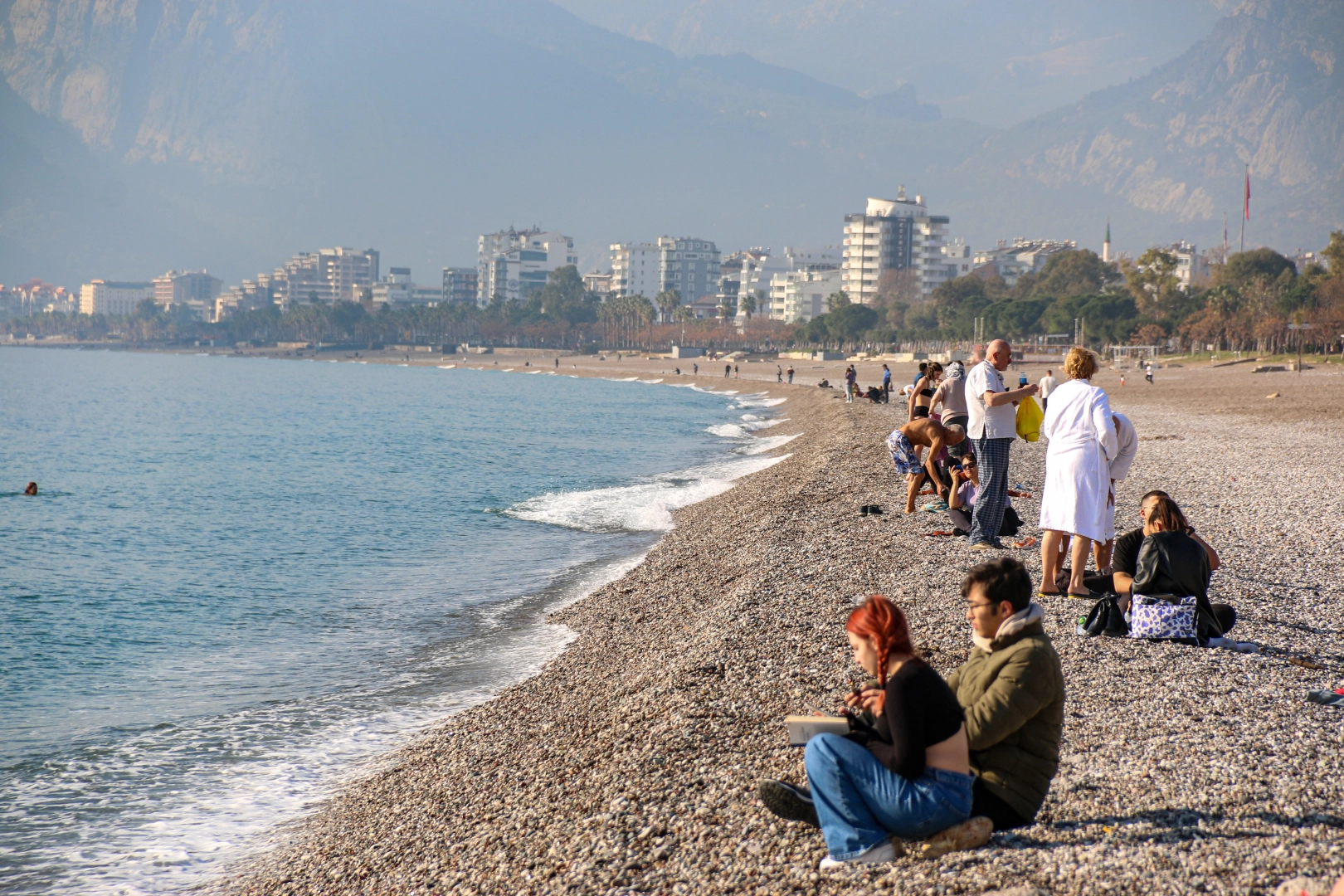 Yurtta kış, Antalya’da yaz