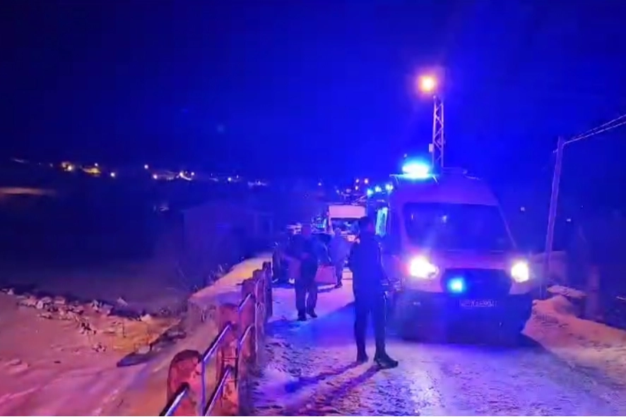 Ardahan'da feci kaza: 15 yaralı