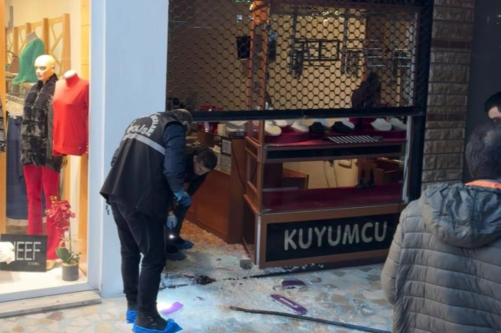 Bursa’da kuyumcu soygunu