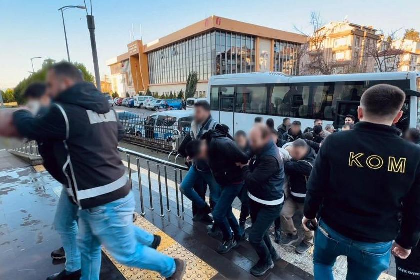 Zonguldak ve Ankara'da tefeci operasyonu: 8 tutuklama