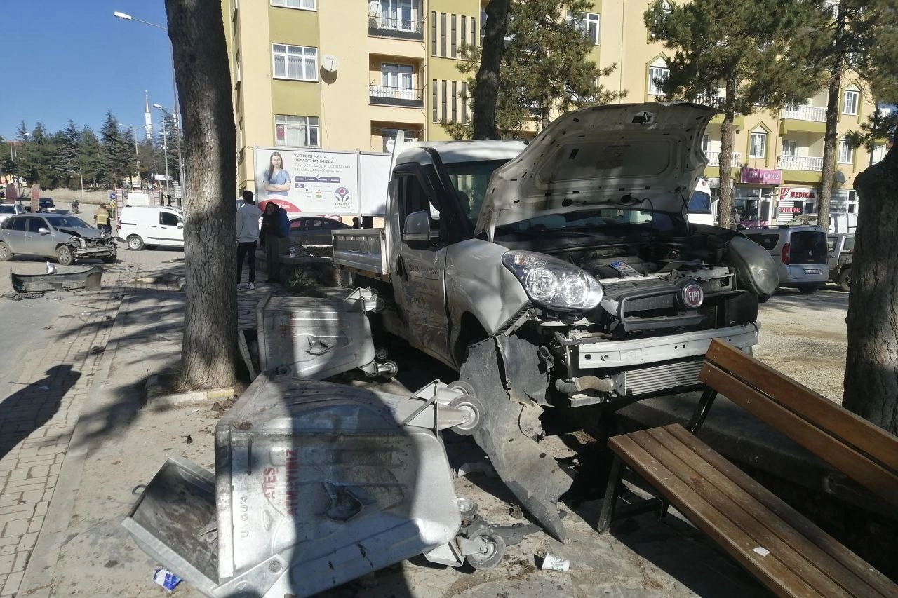 Isparta'da ortalık birbirine girdi: 1 yaralı