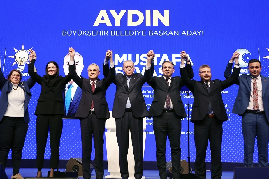 AK Parti Ege Bölgesi Belediye Başkan Adayları açıklandı