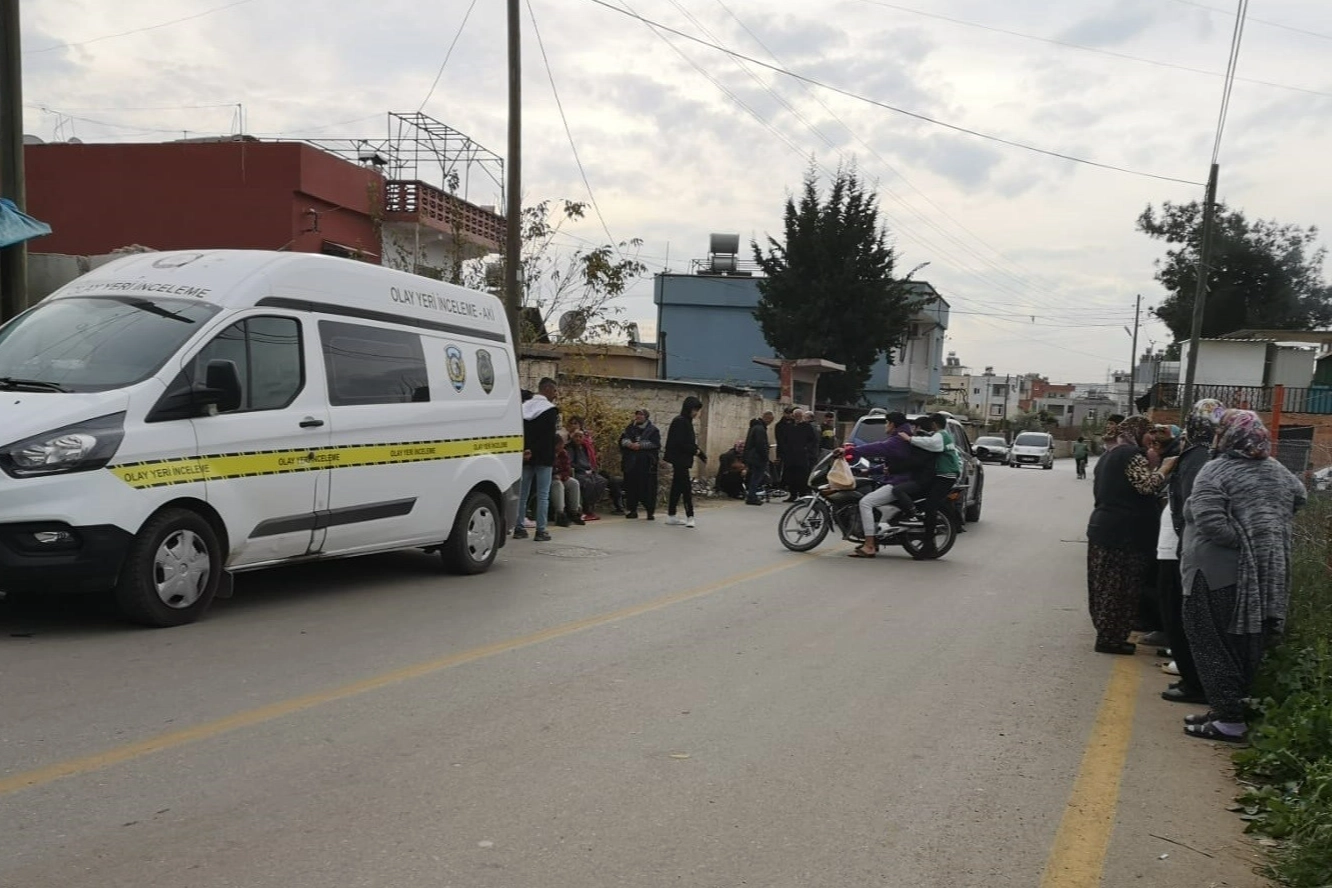 Mersin'de kadın cinayeti: Torununu alıp kaçtı