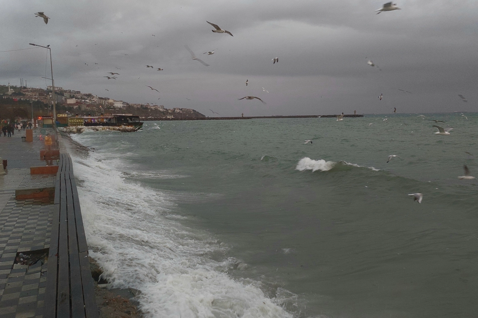 Tekirdağ'da şiddetli lodos haberinin görseli