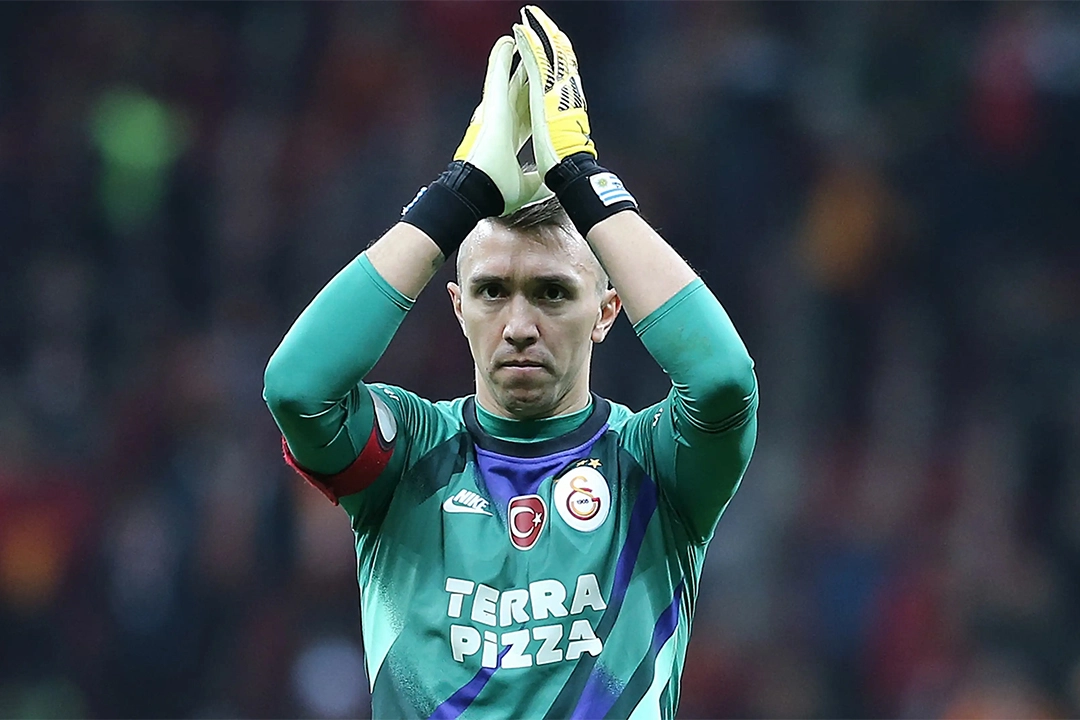 Galatasaray’ın en sevilen isimlerinden biri olan  Fernando Muslera kimdir?