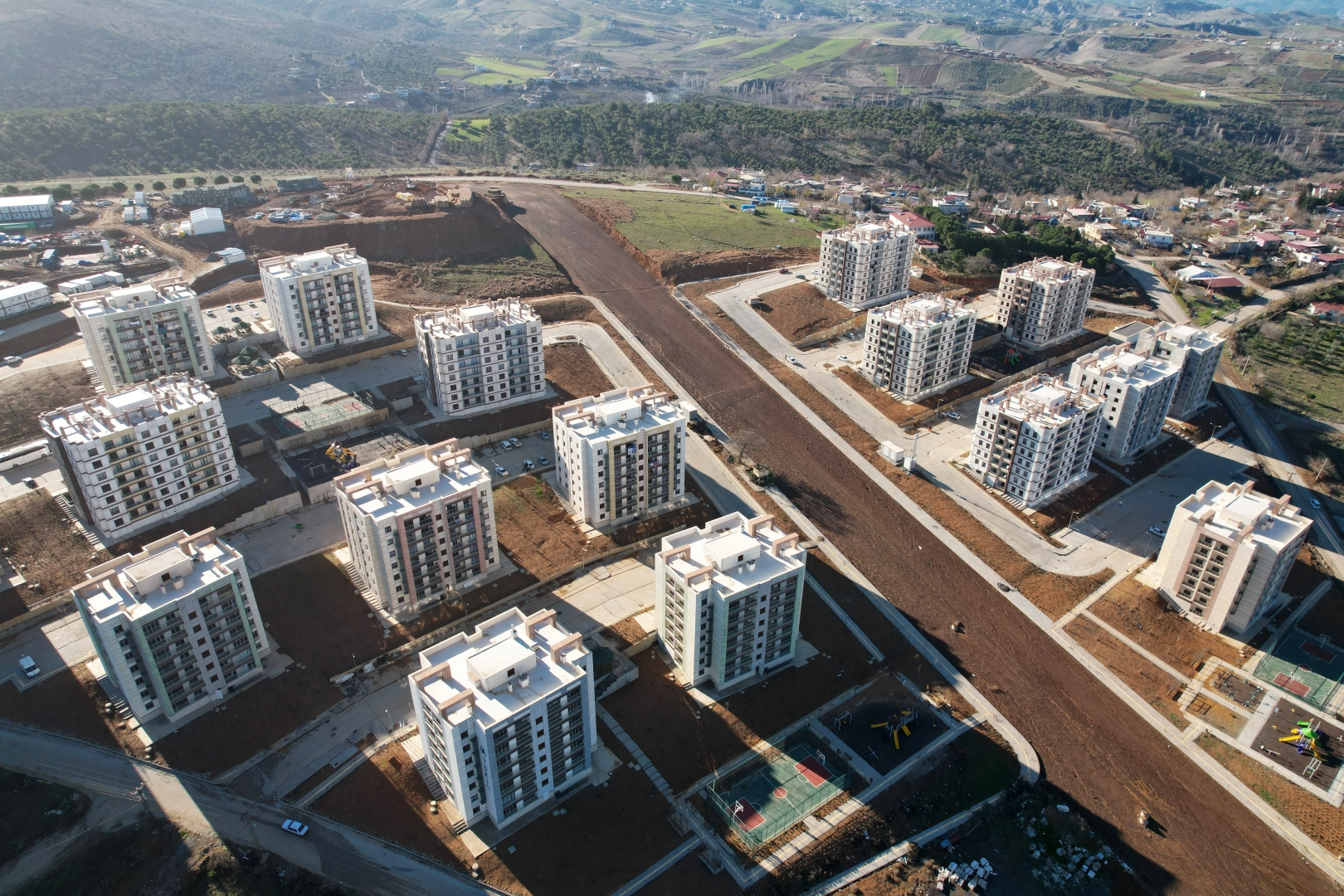 Depremzedelerin sıcak yuvası oldu haberinin görseli