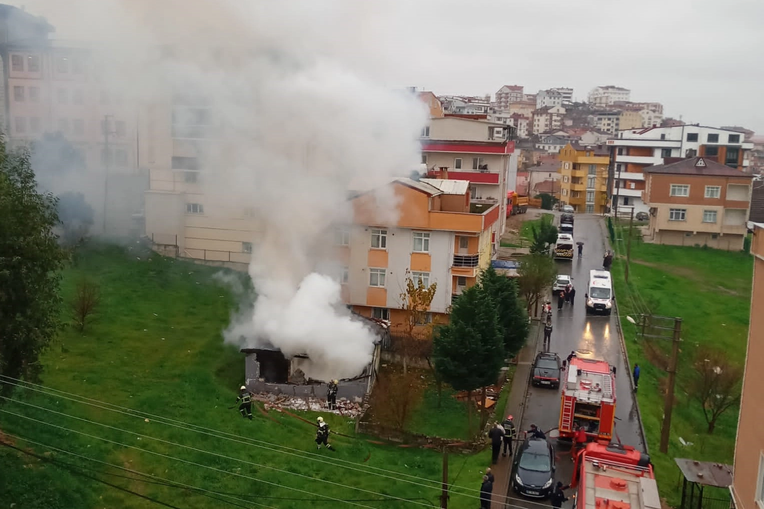 Kocaeli'de yaşlı çiftin evi yandı