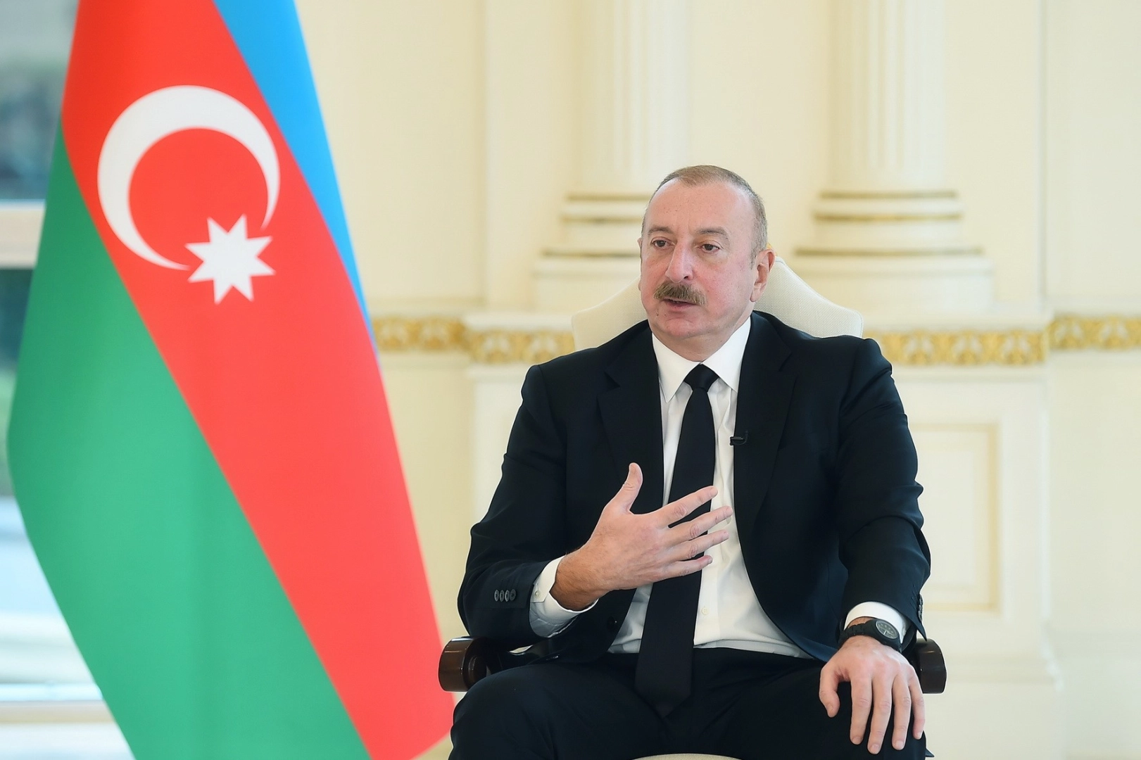 Aliyev’den Fransa’ya Ermenistan tepkisi