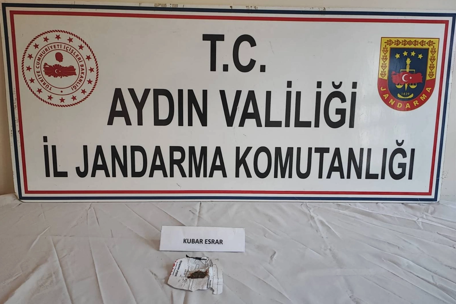 Aydın’da uyuşturucu madde şüphelileri yakalandı