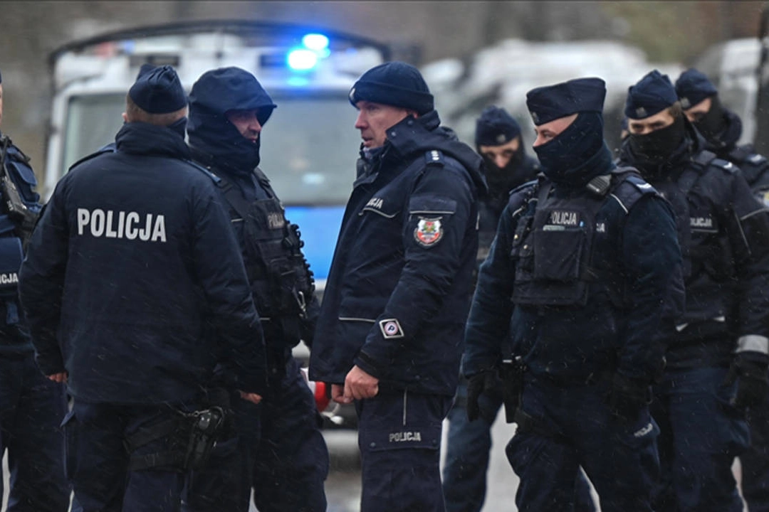 Polonya’da polis Cumhurbaşkanlığı Sarayı'nı bastı