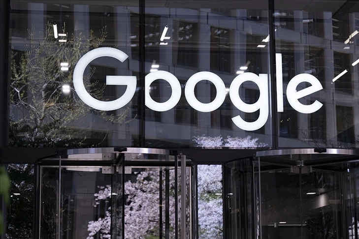Google yüzlerce çalışanını işten çıkardı haberinin görseli