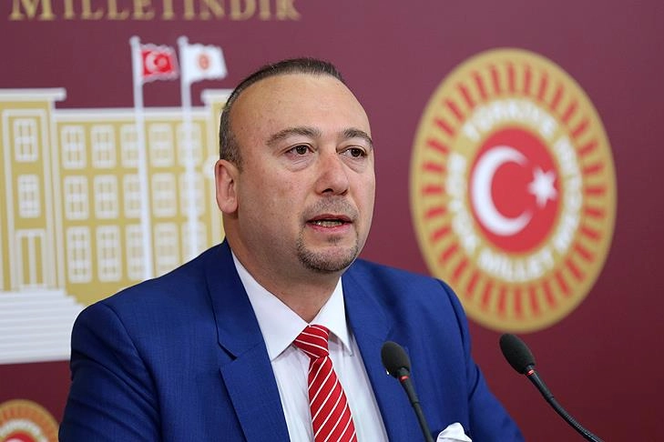 CHP Uşak Belediye Başkan adayı Özkan Yalım kimdir?