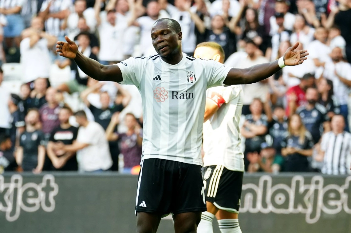 Beşiktaş'tan ara transferde dev operasyon: Kimler gidiyor?