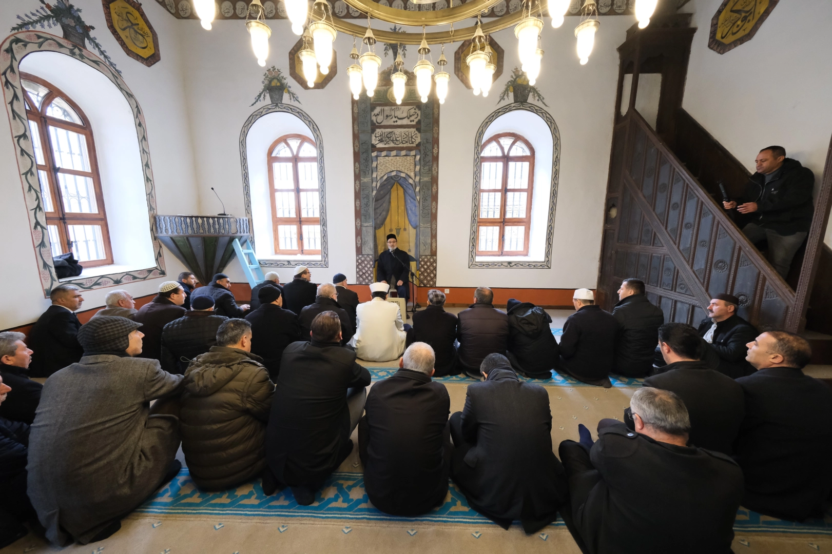 Tarihi Karahoca Camii ibadete açıldı