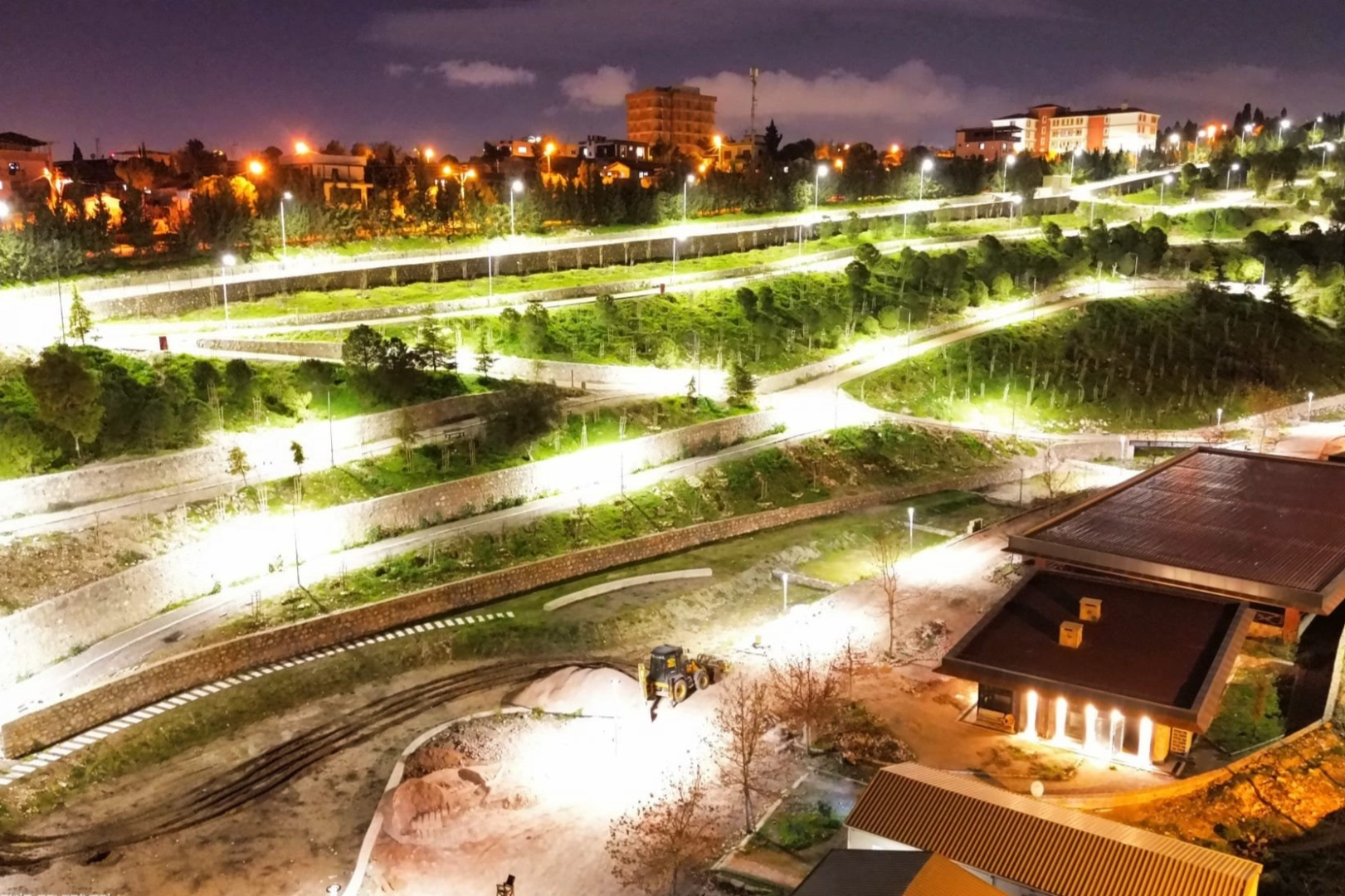 İzmir, Portakal Vadisi açılışı için gün sayıyor