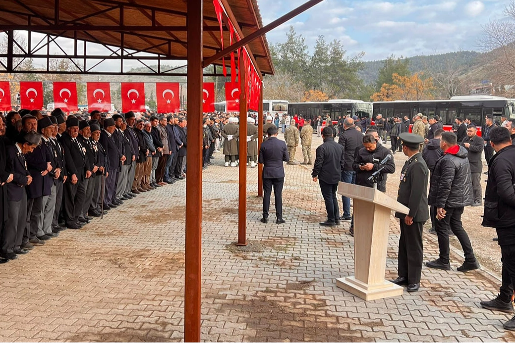 Kahramanmaraşlı şehit Sözleşmeli Er Müslüm Özdemir son yolculuğuna uğurlanıyor