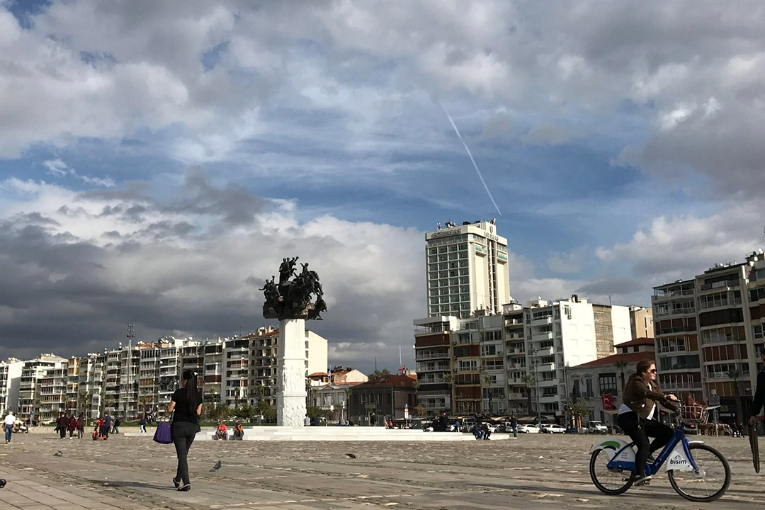 İzmir'de bugün hava nasıl olacak? İşte saatlik hava durumu 14.01.2024