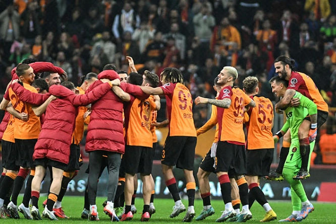 Galatasaray'da 4 değişiklik