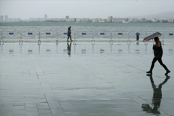 Meteorolojiden Akdeniz ve Ege bölgesinde kuvvetli yağış uyarısı