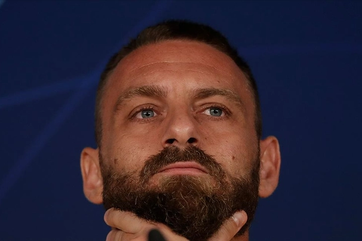 Roma'da yeni teknik direktör Daniele De Rossi oldu